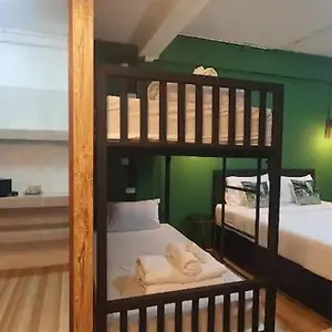 Hostal Ava Boutique 
