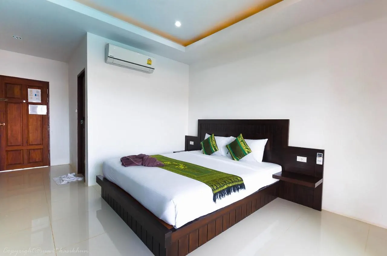 Sleep In Lanta Resort Ko Lanta